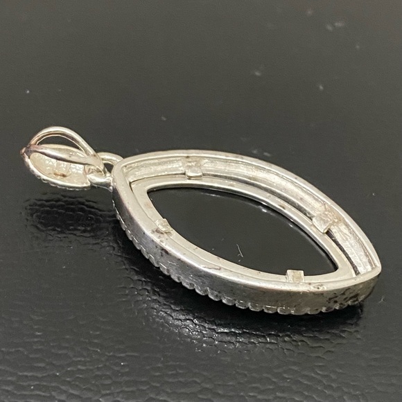 Vintage 925 Signed Sterling Silver  Teardrop Oval Black Onyx Leaf Pendant 14.5g - Picture 9 of 15